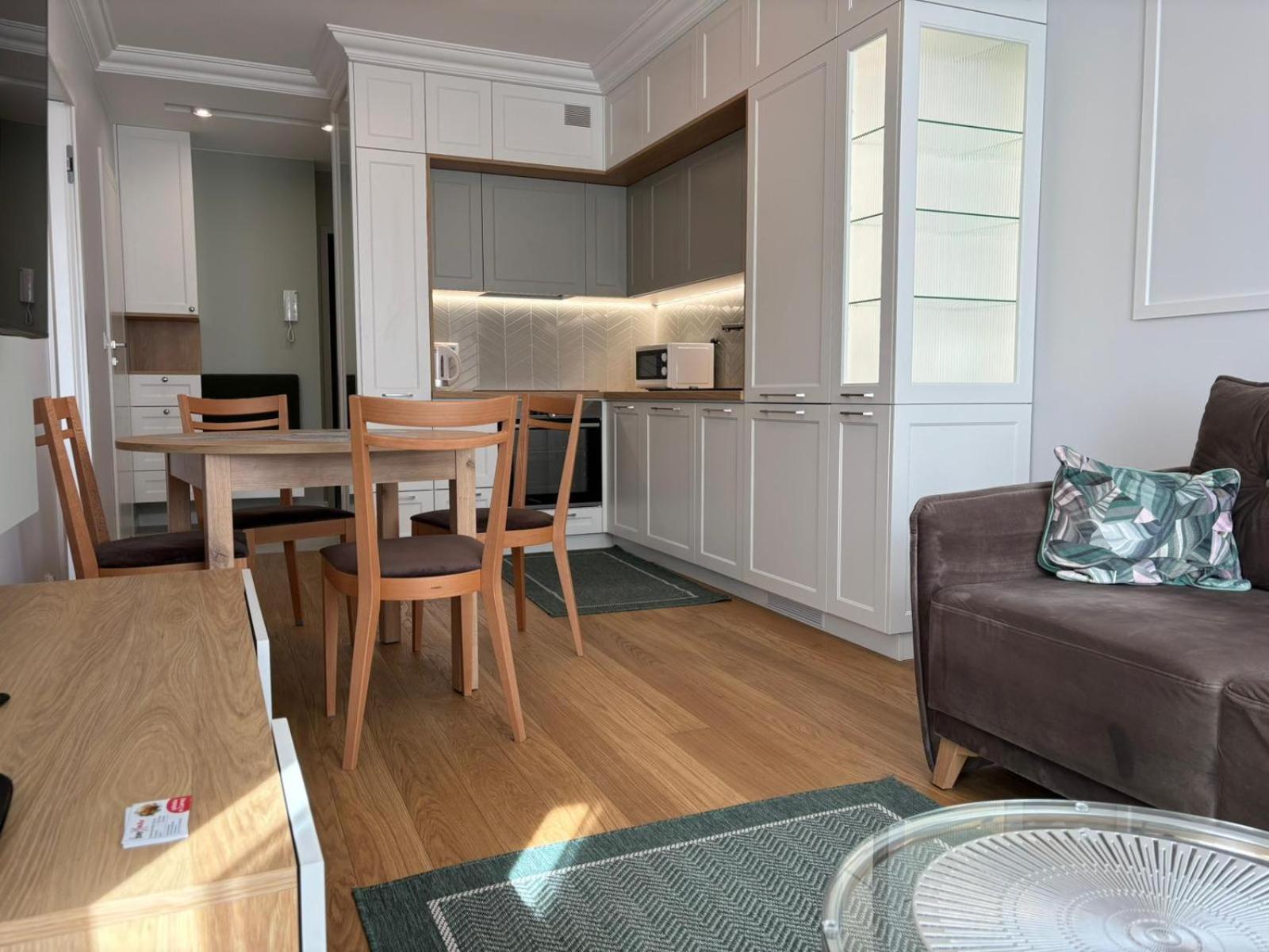 Apartamenty W Centrum Bialegostoku Z Parkingiem W Garazu Podziemnym Белосток Экстерьер фото