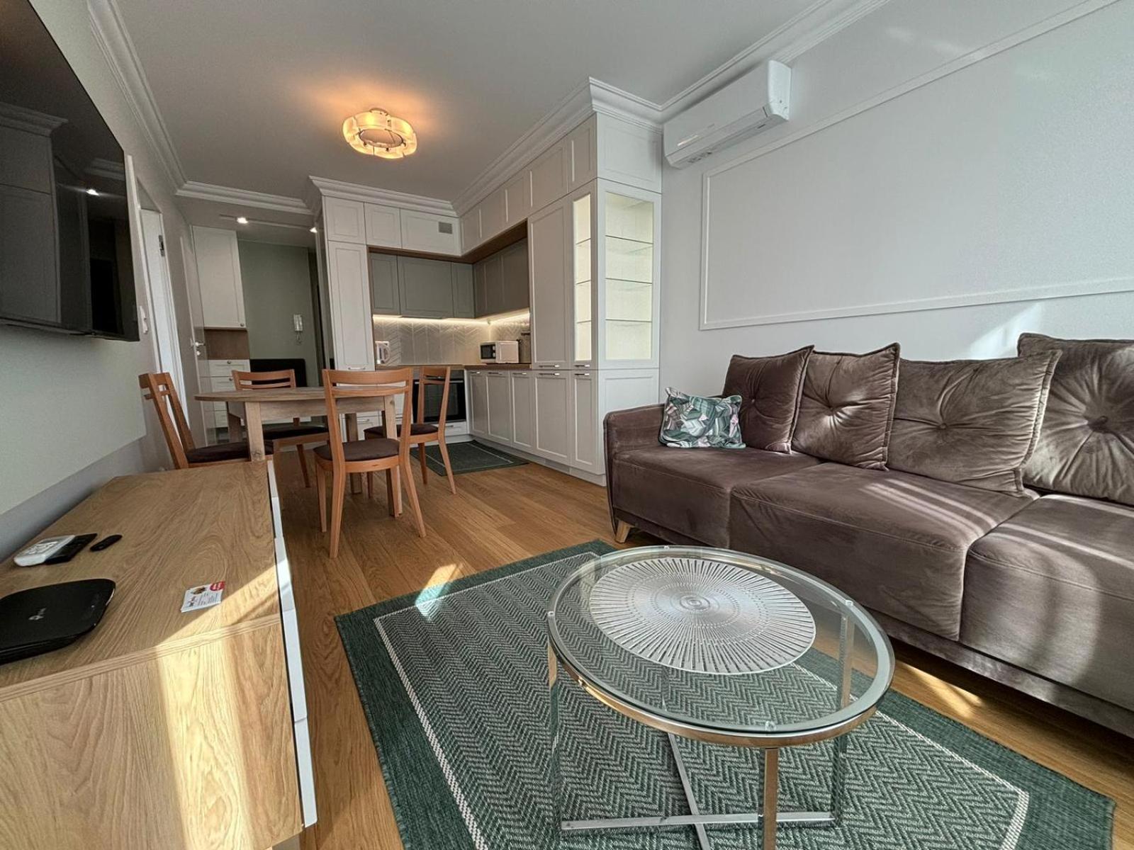 Apartamenty W Centrum Bialegostoku Z Parkingiem W Garazu Podziemnym Белосток Экстерьер фото